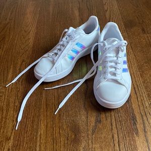 Adidas cloud foam shoes